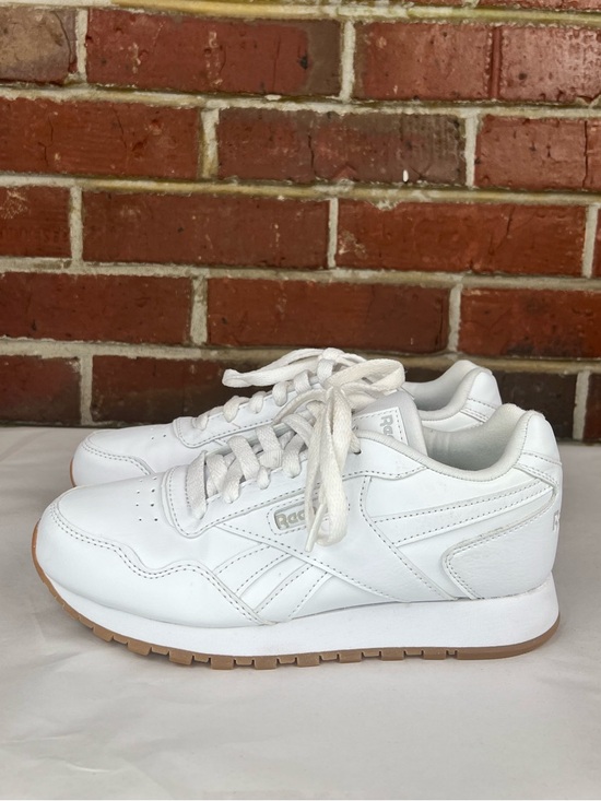 Reebok Shoes - Reebok Women's Classic Harman Run Sneaker SZ 5.5